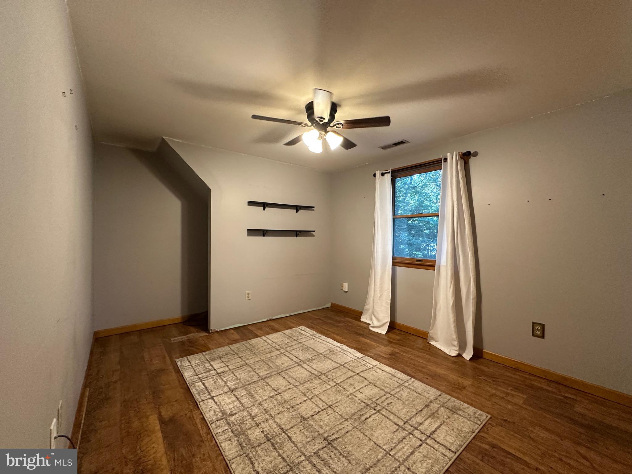 EASTLAKE ESTATES - Residential