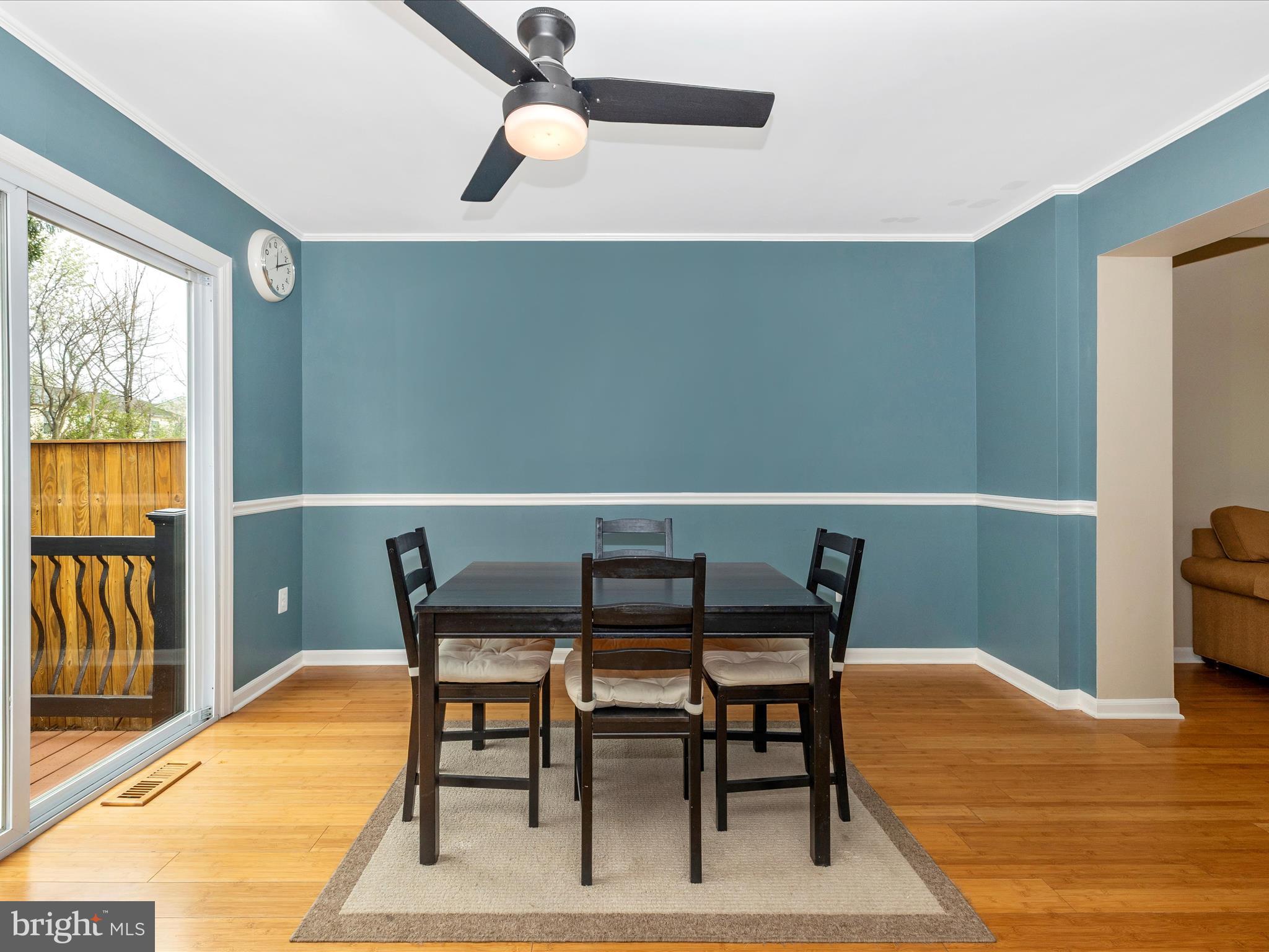 HILLCREST KNOLLS - Residential