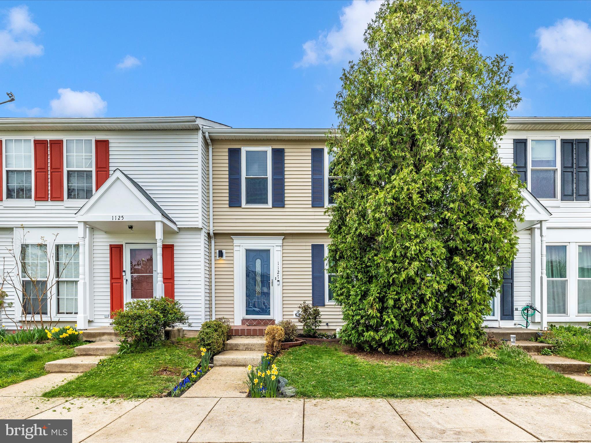 HILLCREST KNOLLS - Residential