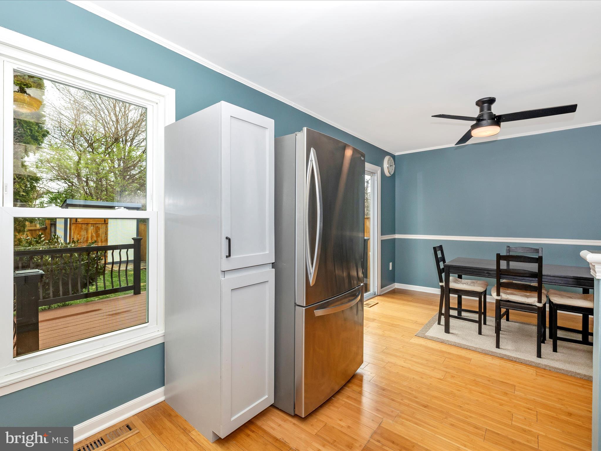 HILLCREST KNOLLS - Residential