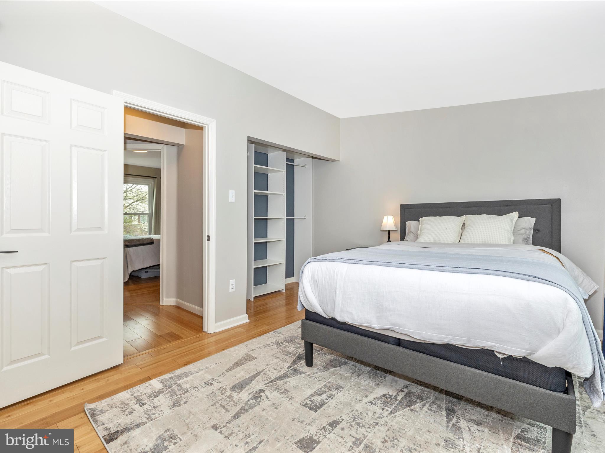 HILLCREST KNOLLS - Residential