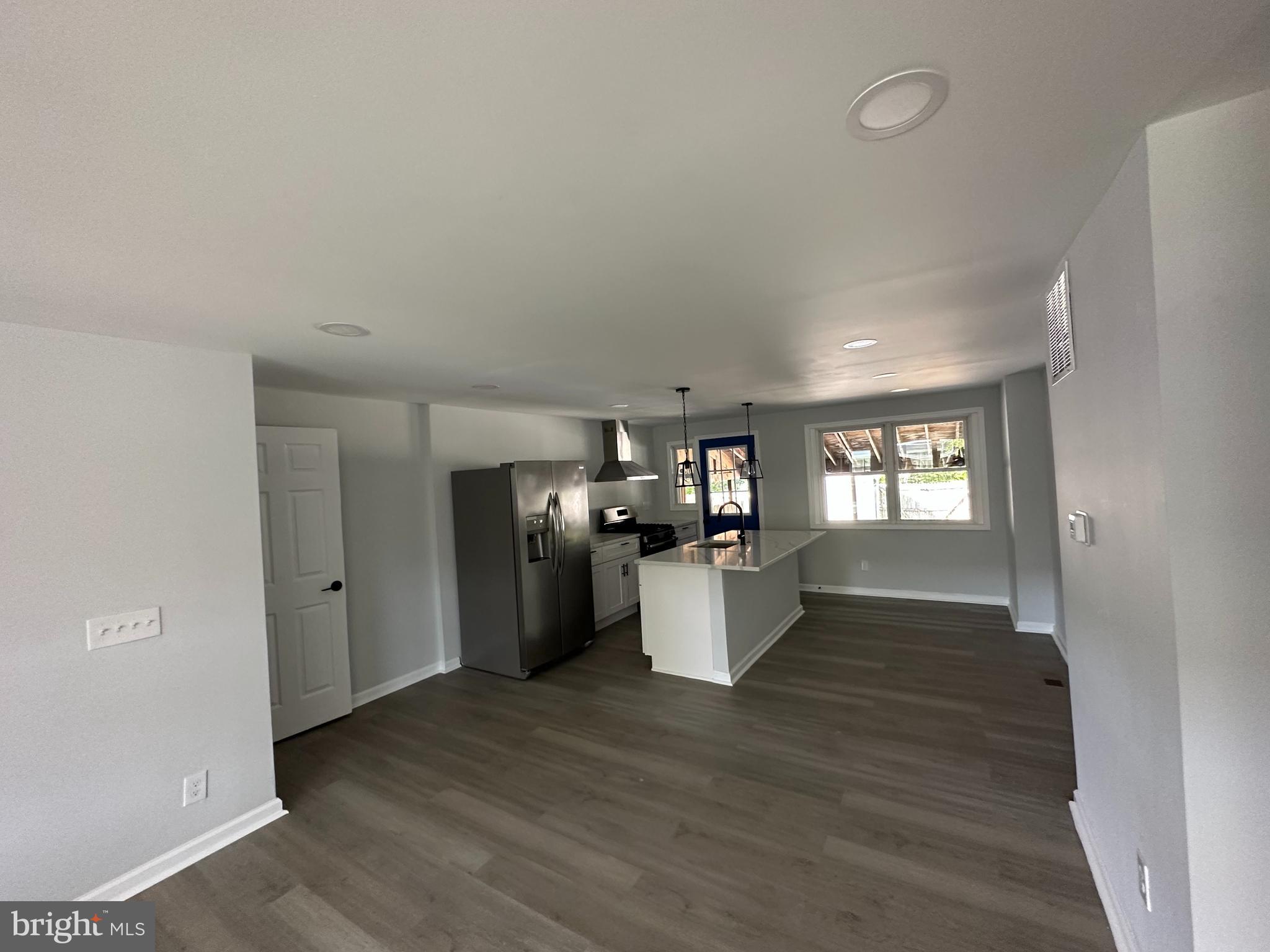 NORTH POINT VILLAGE - Residential