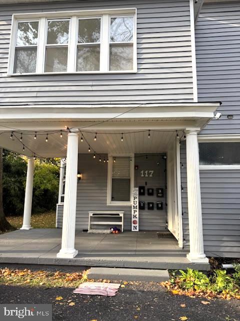 117 E WALNUT AVENUE B