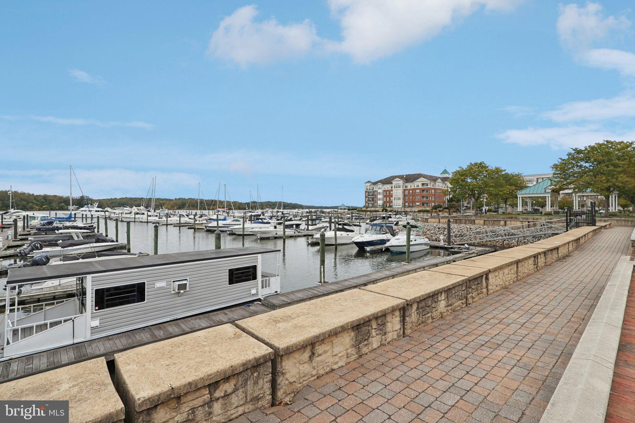 BELMONT BAY - Residential