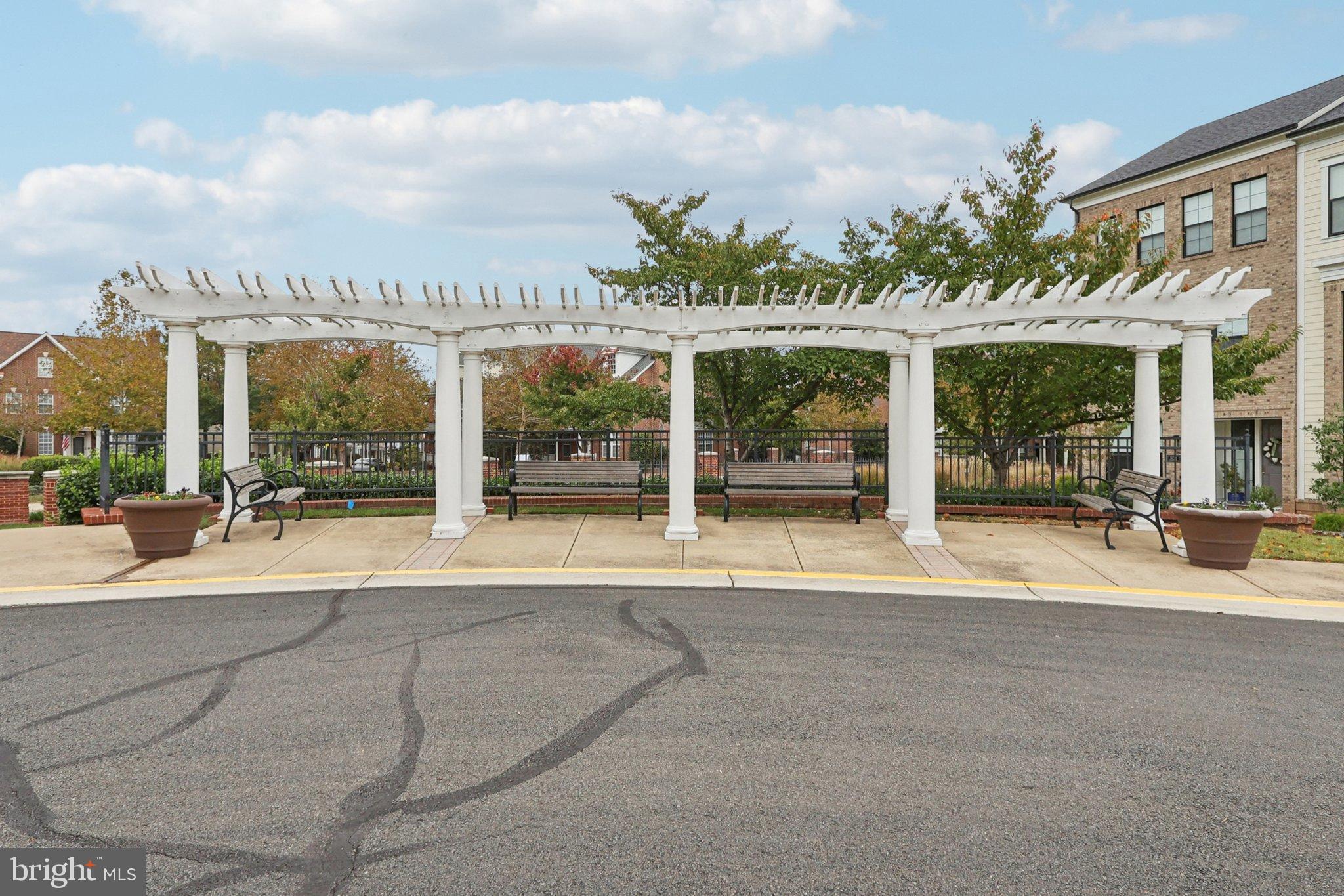 BELMONT BAY - Residential