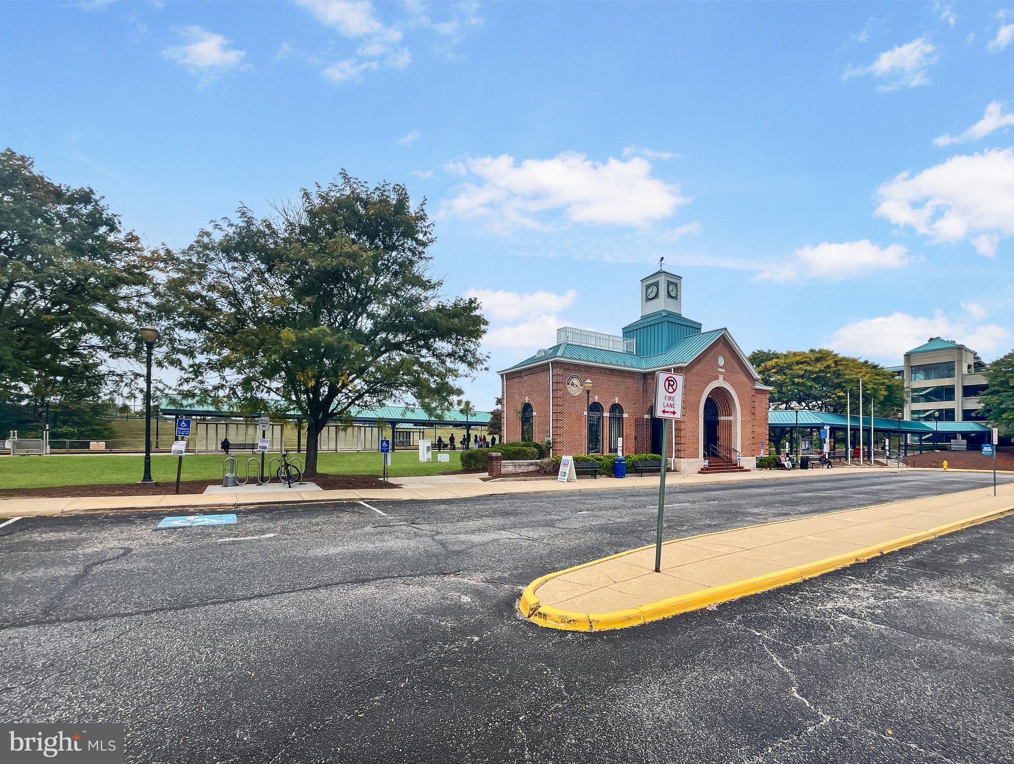 BELMONT BAY - Residential