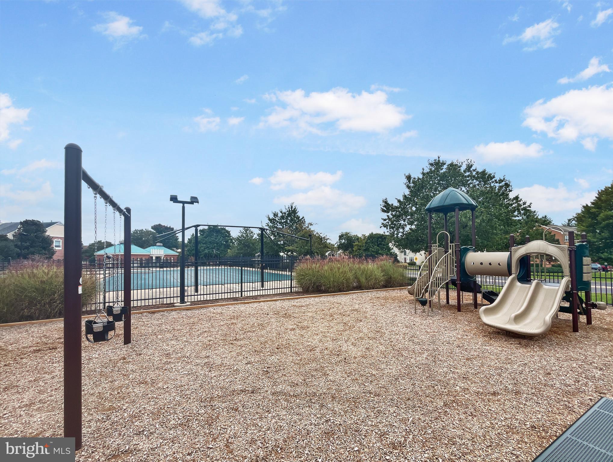 BELMONT BAY - Residential