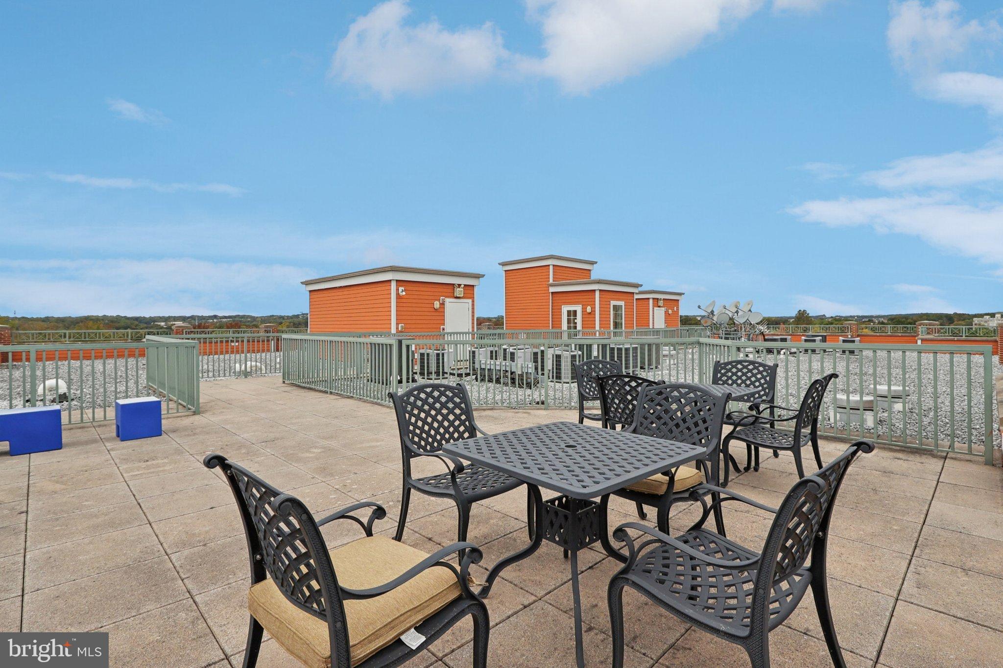 BELMONT BAY - Residential