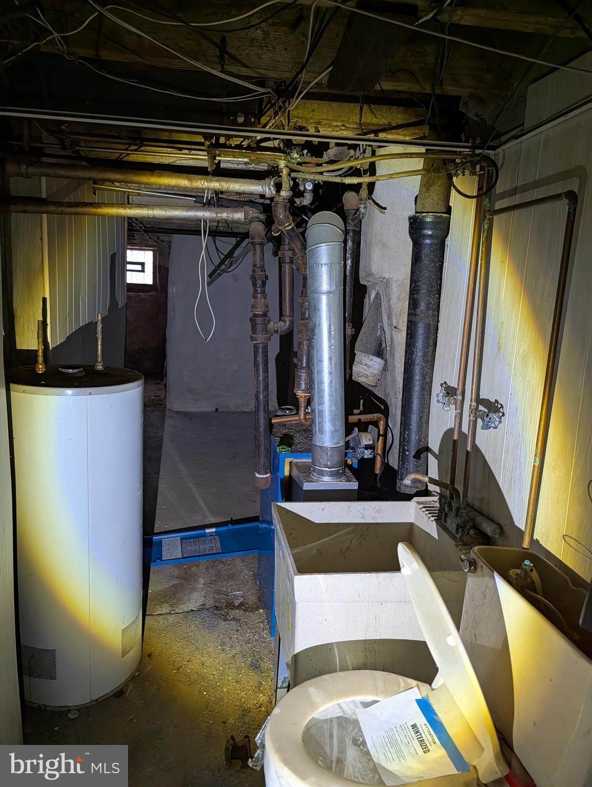 1757 S AVONDALE STREET