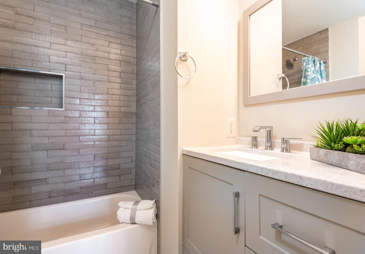 BARROS CIRCLE - Residential