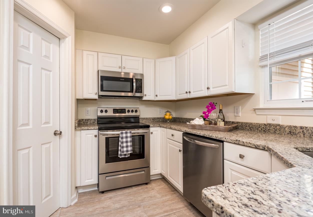 BARROS CIRCLE - Residential