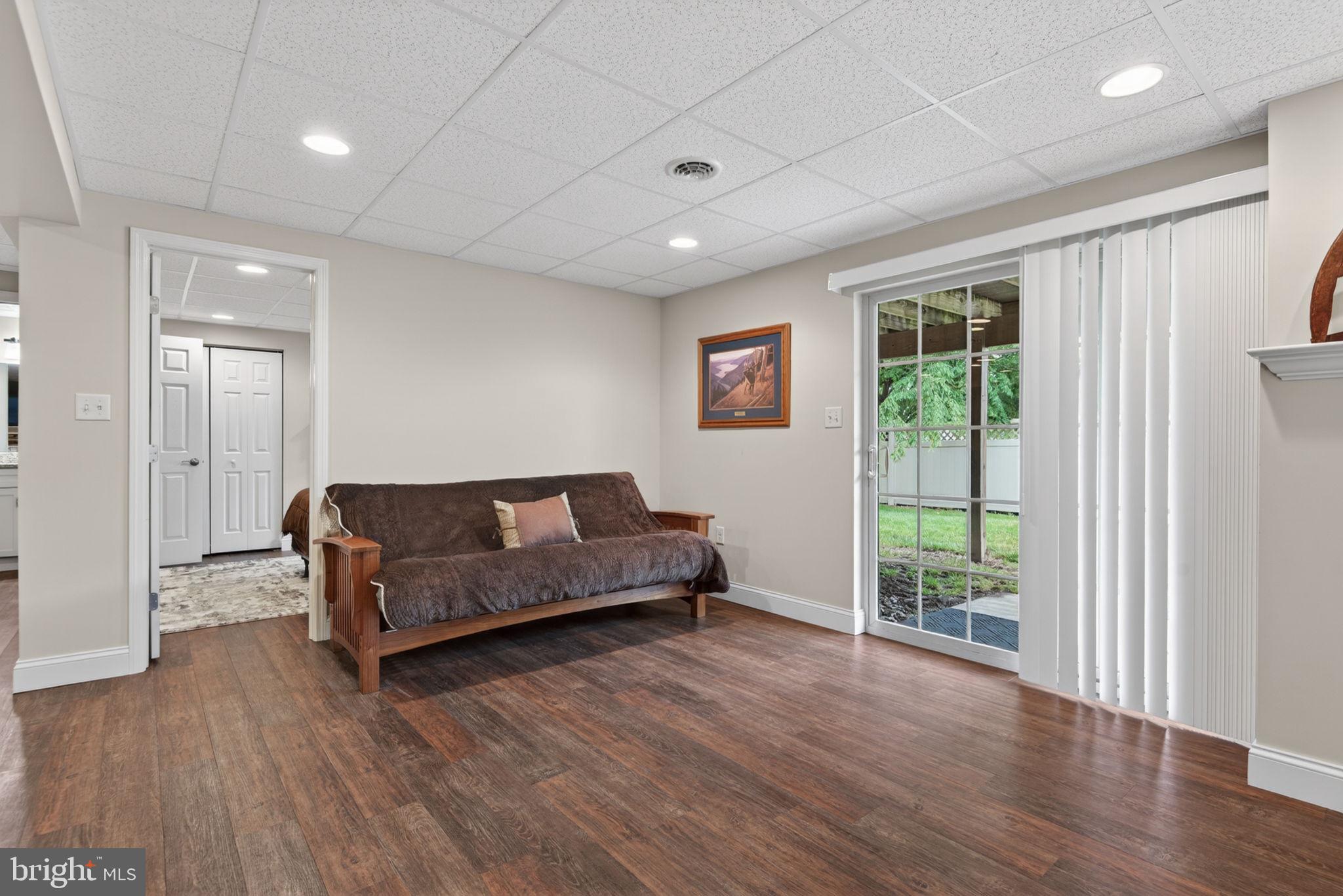VILLAS AT ELM TREE - Residential