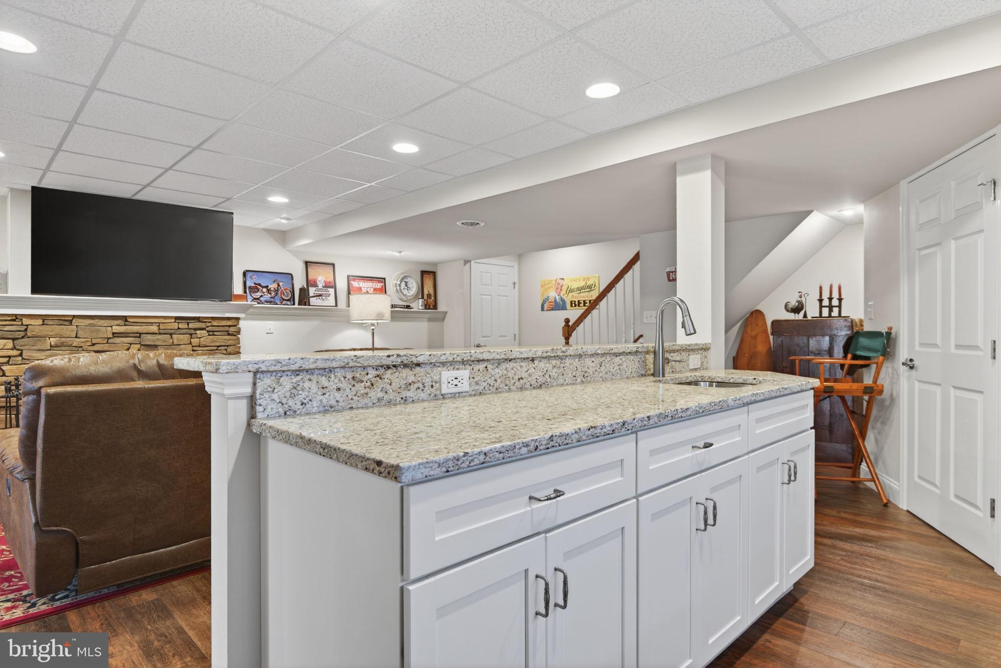 VILLAS AT ELM TREE - Residential