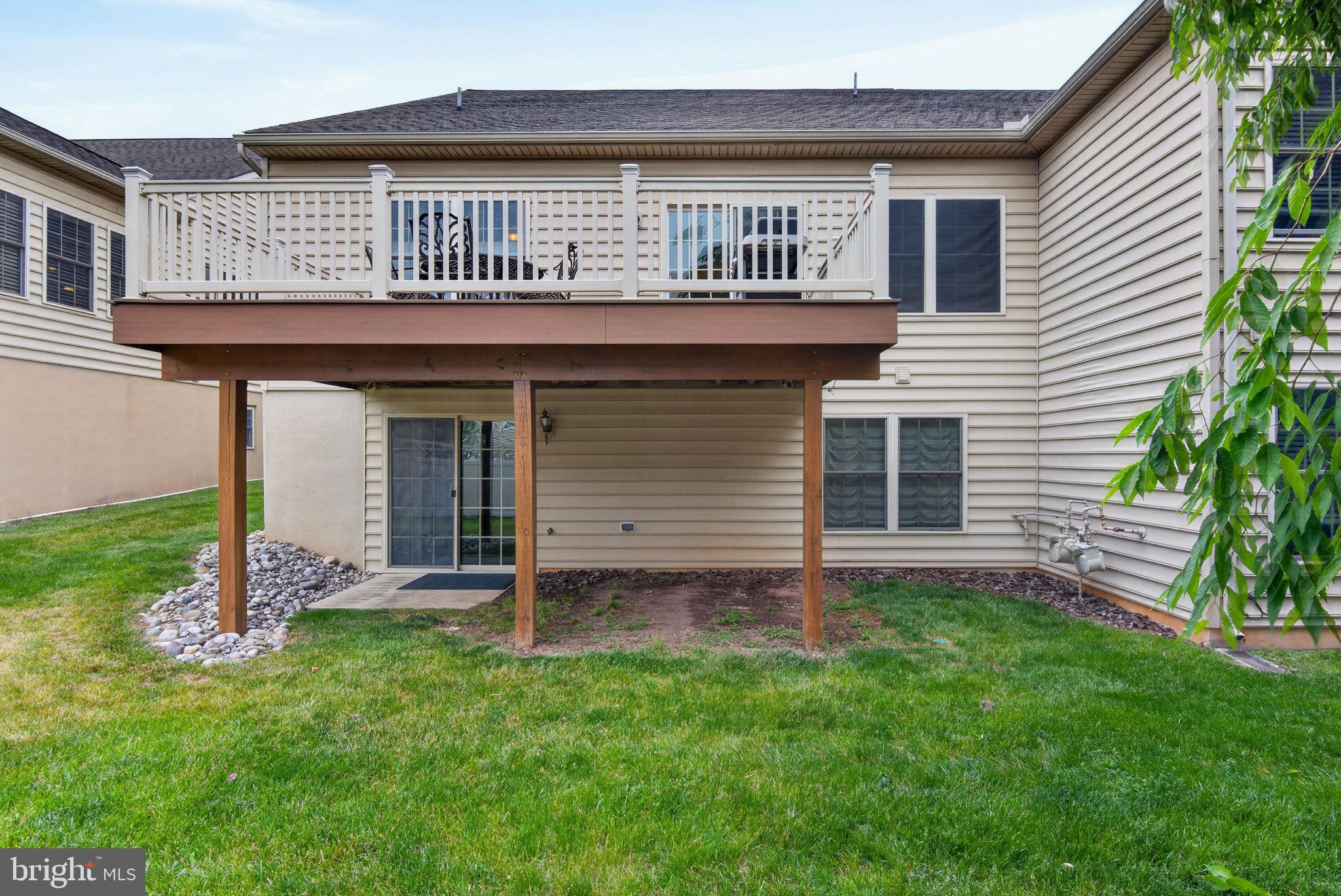 VILLAS AT ELM TREE - Residential