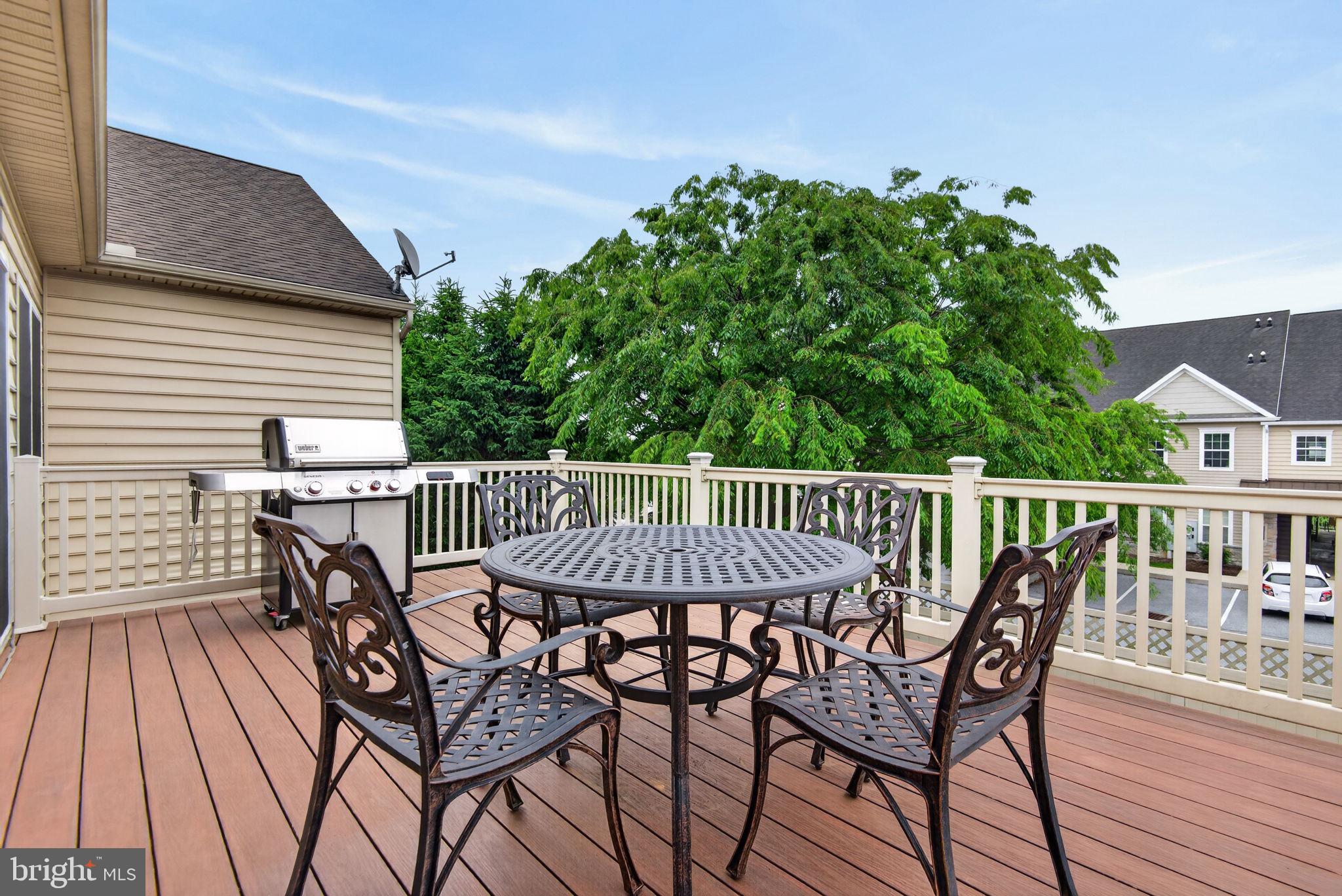 VILLAS AT ELM TREE - Residential