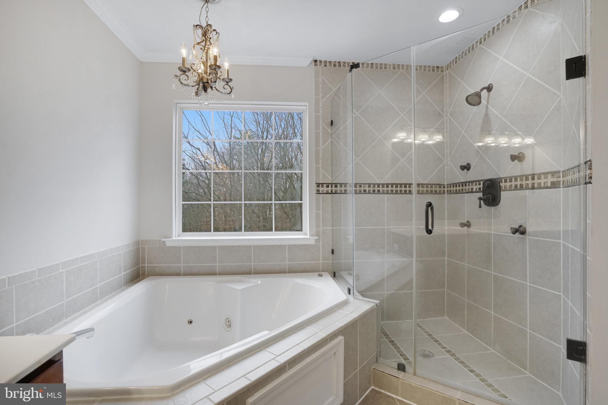 ISLAND CREEK - Residential