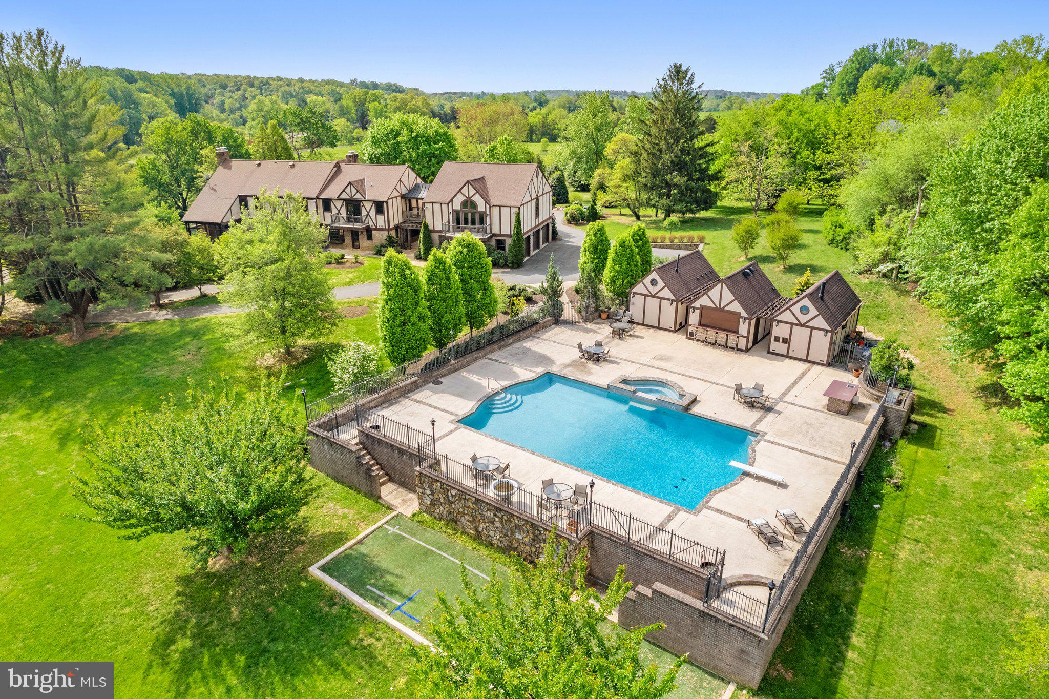 LEETON - Residential