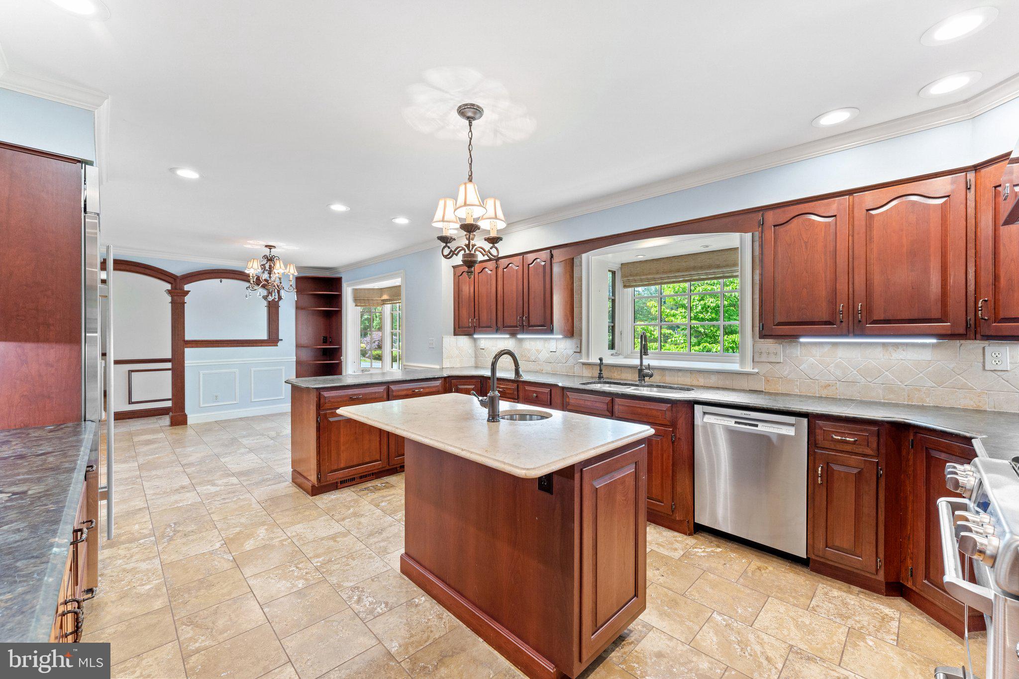 LEETON - Residential