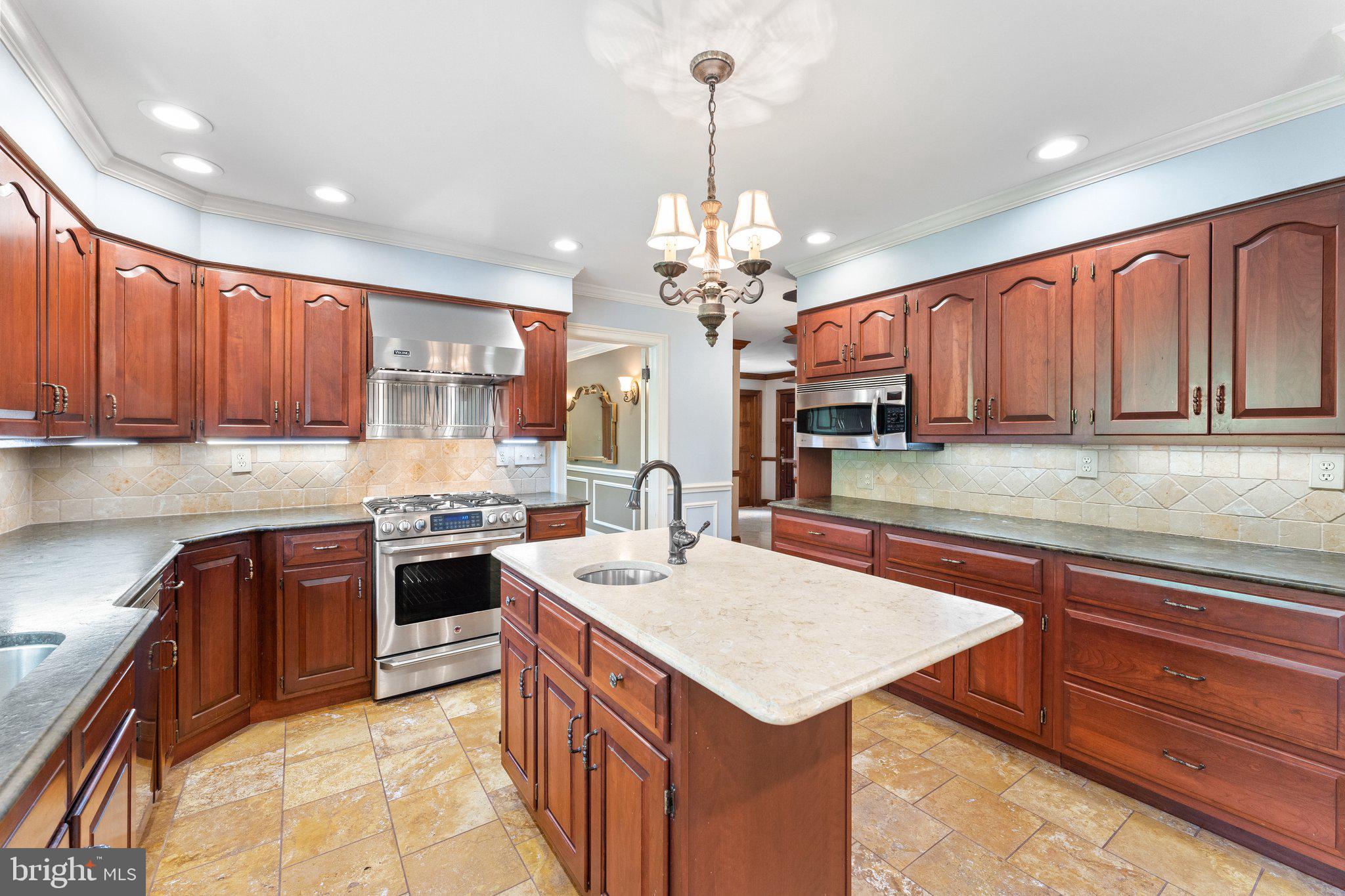 LEETON - Residential