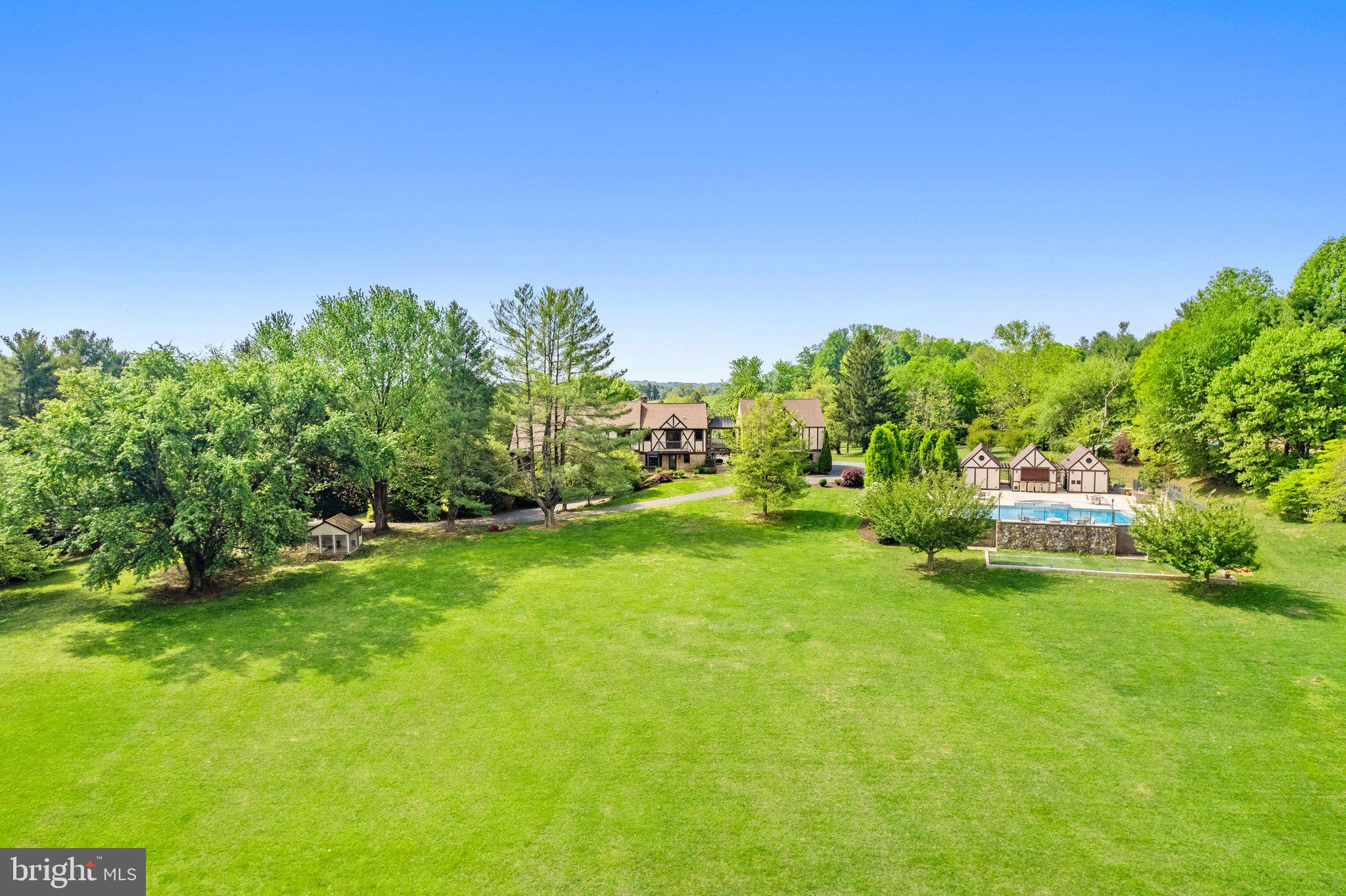 LEETON - Residential