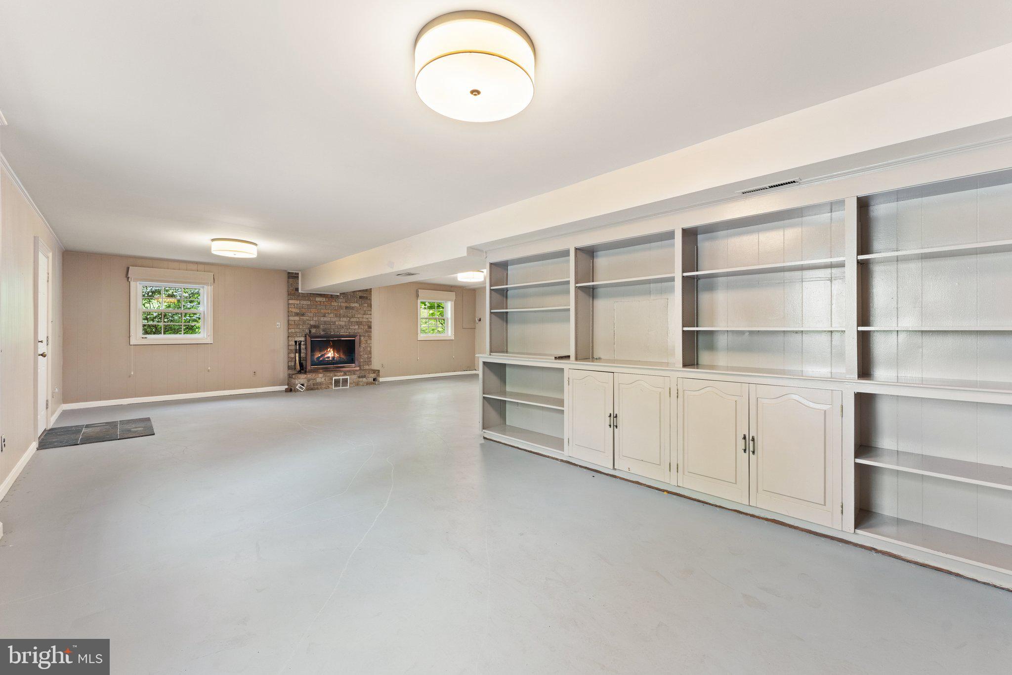 LEETON - Residential