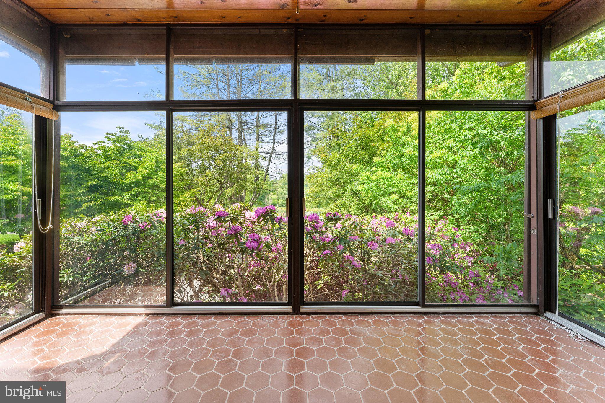 LEETON - Residential