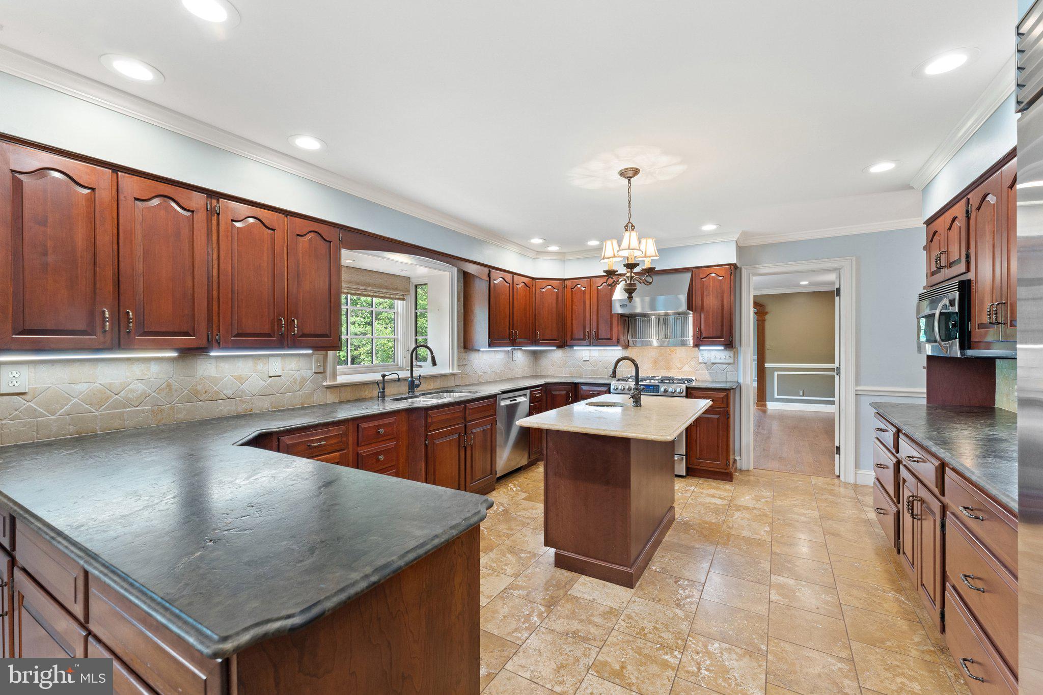 LEETON - Residential