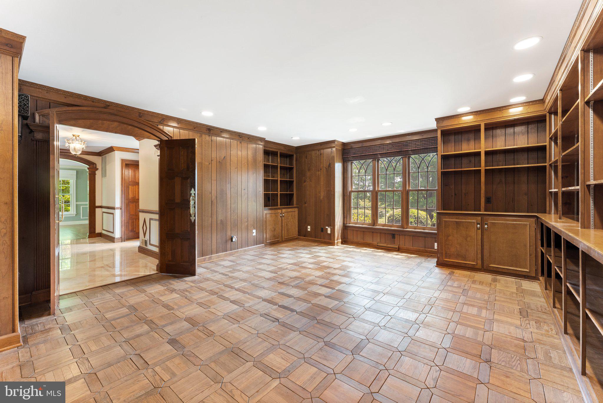 LEETON - Residential