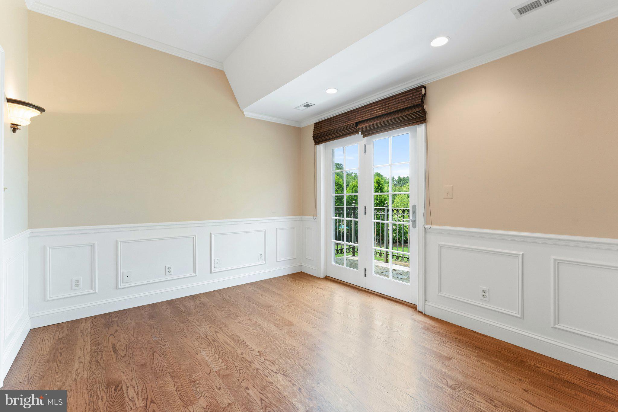 LEETON - Residential