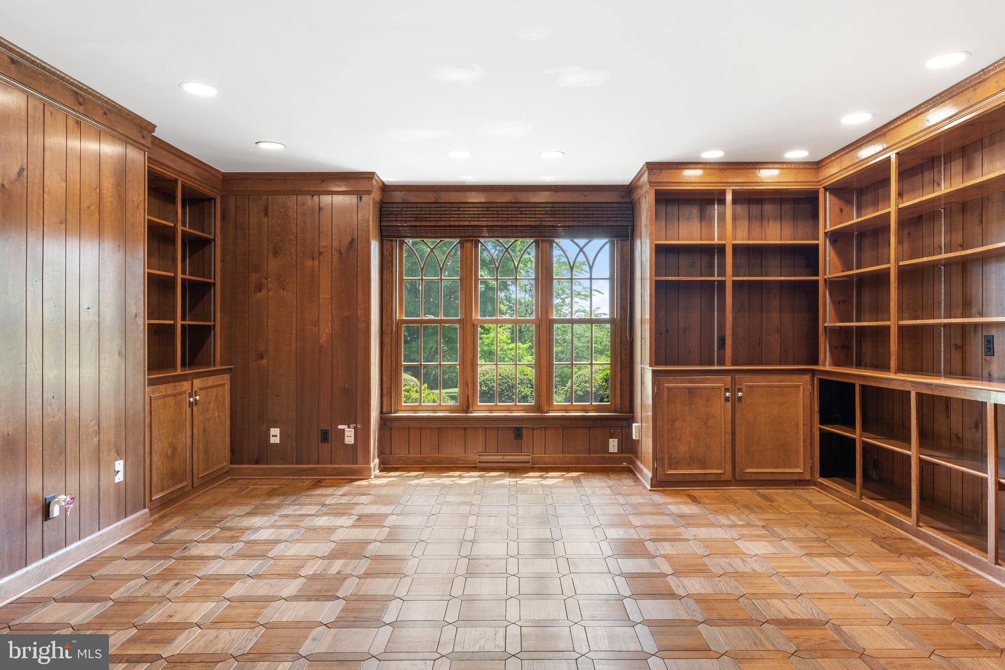 LEETON - Residential