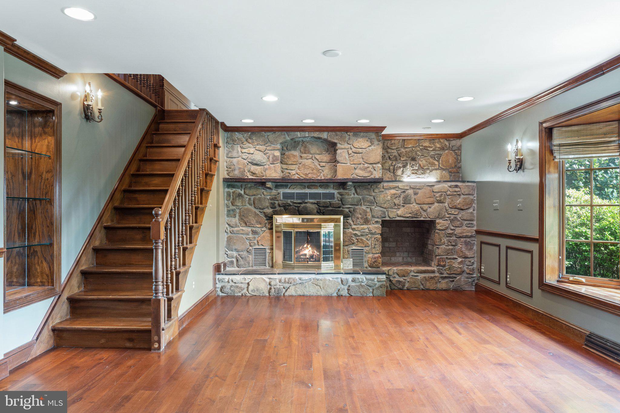 LEETON - Residential