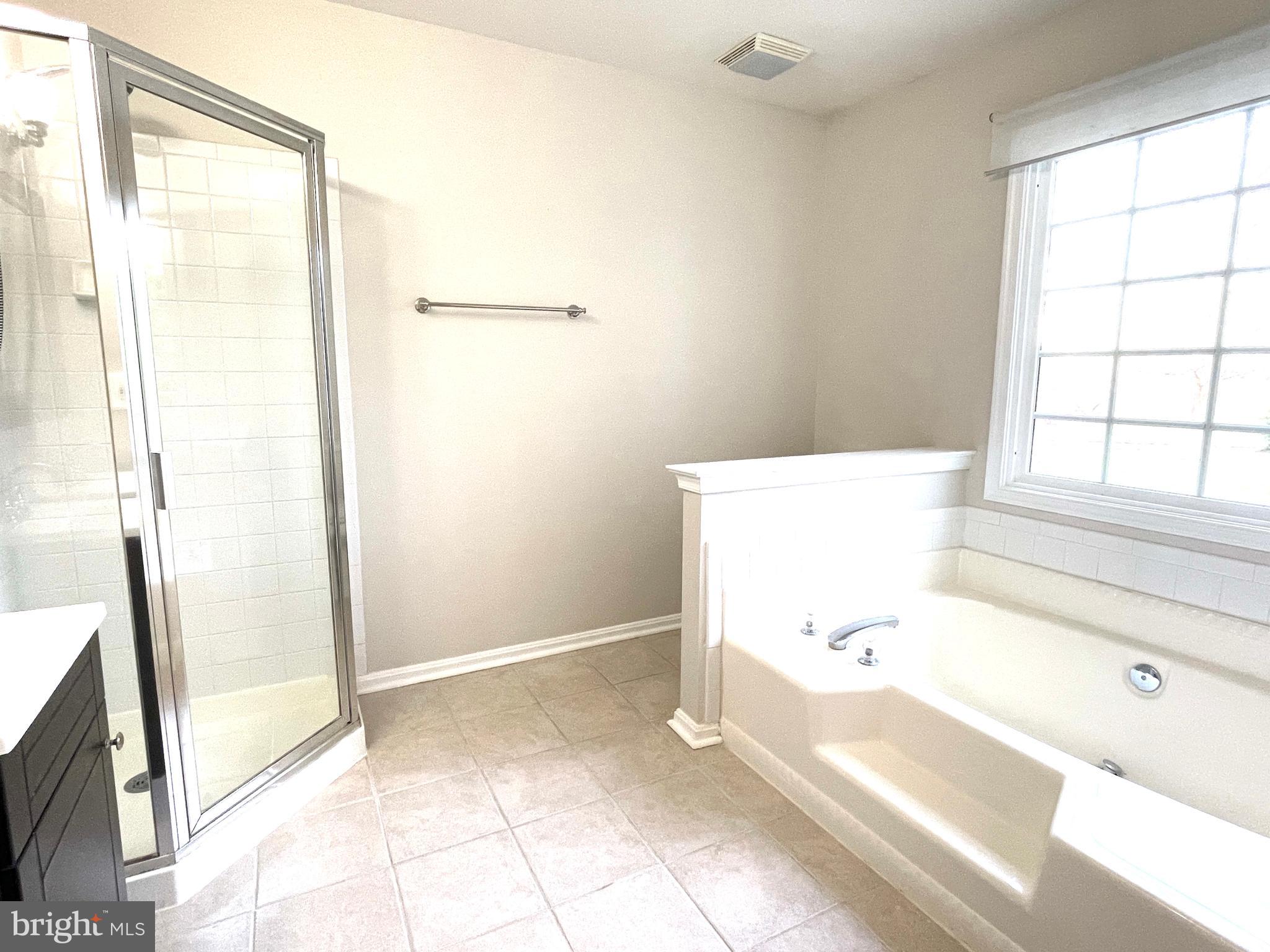 PRINCE WILLIAM COMMONS - Residential Lease