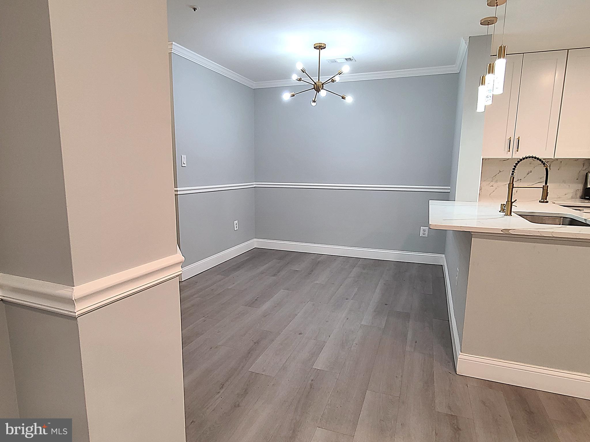 SUMMERHOUSE II CONDO - Residential