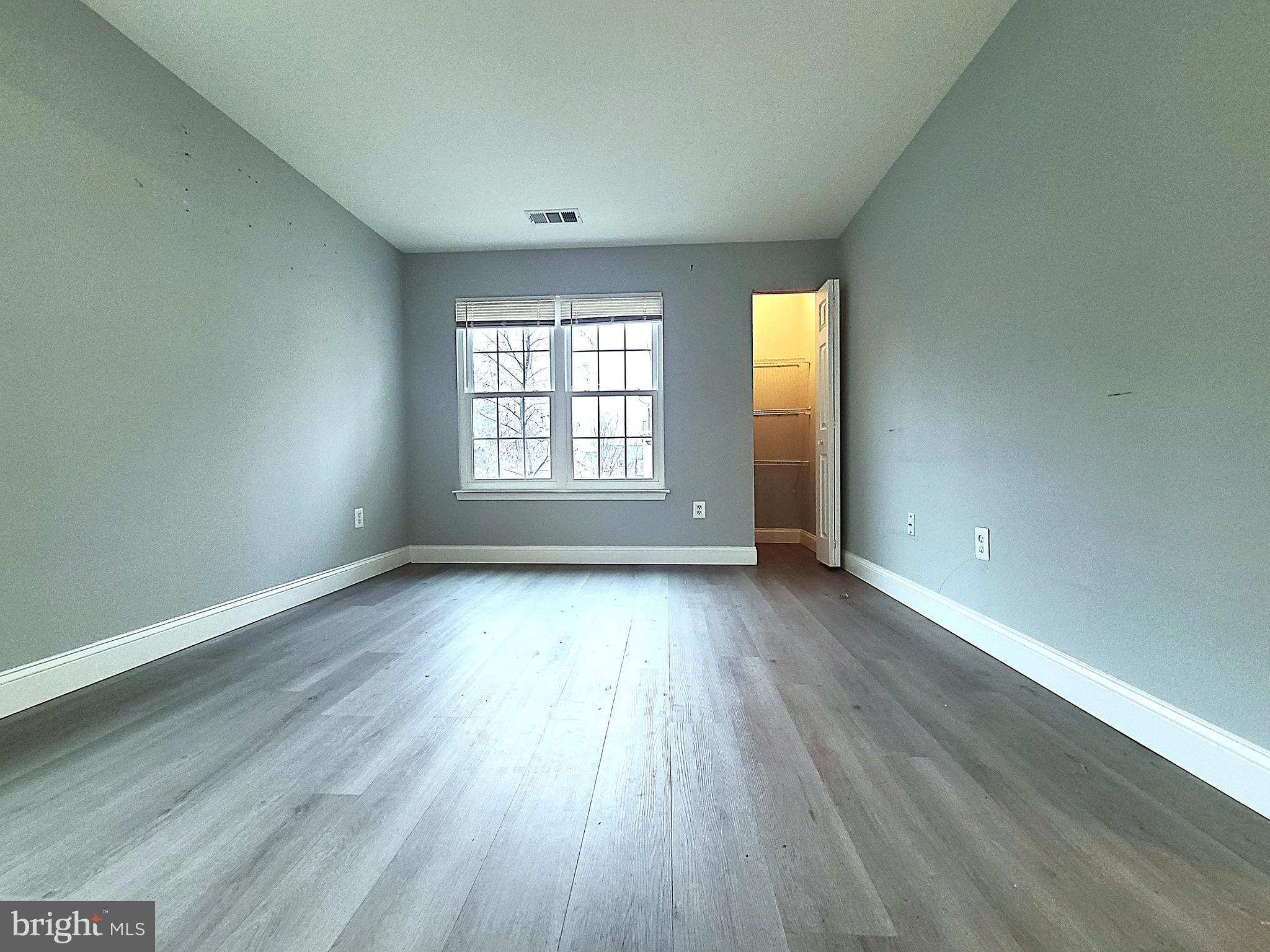 SUMMERHOUSE II CONDO - Residential