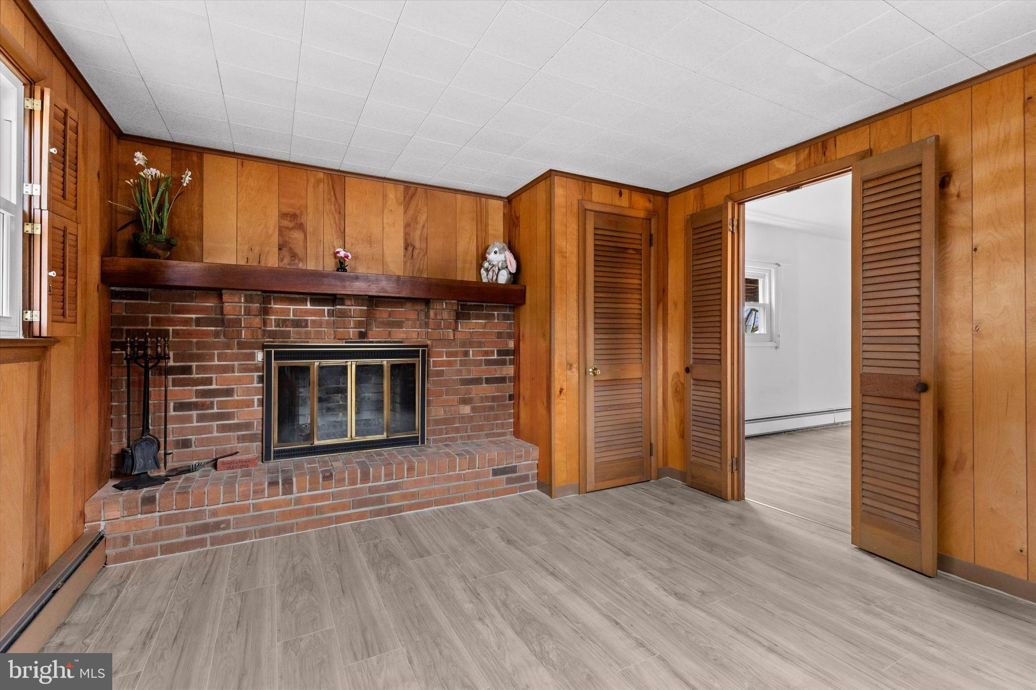 EAST PETERSBURG - Residential