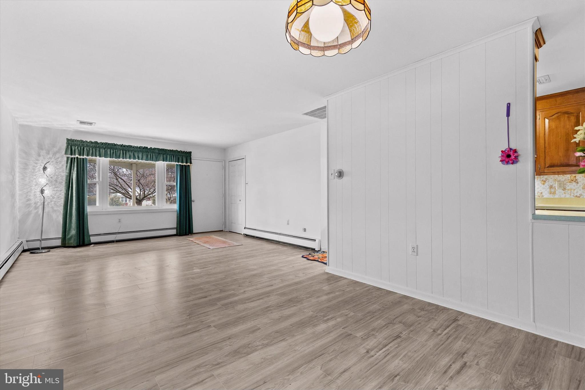 EAST PETERSBURG - Residential