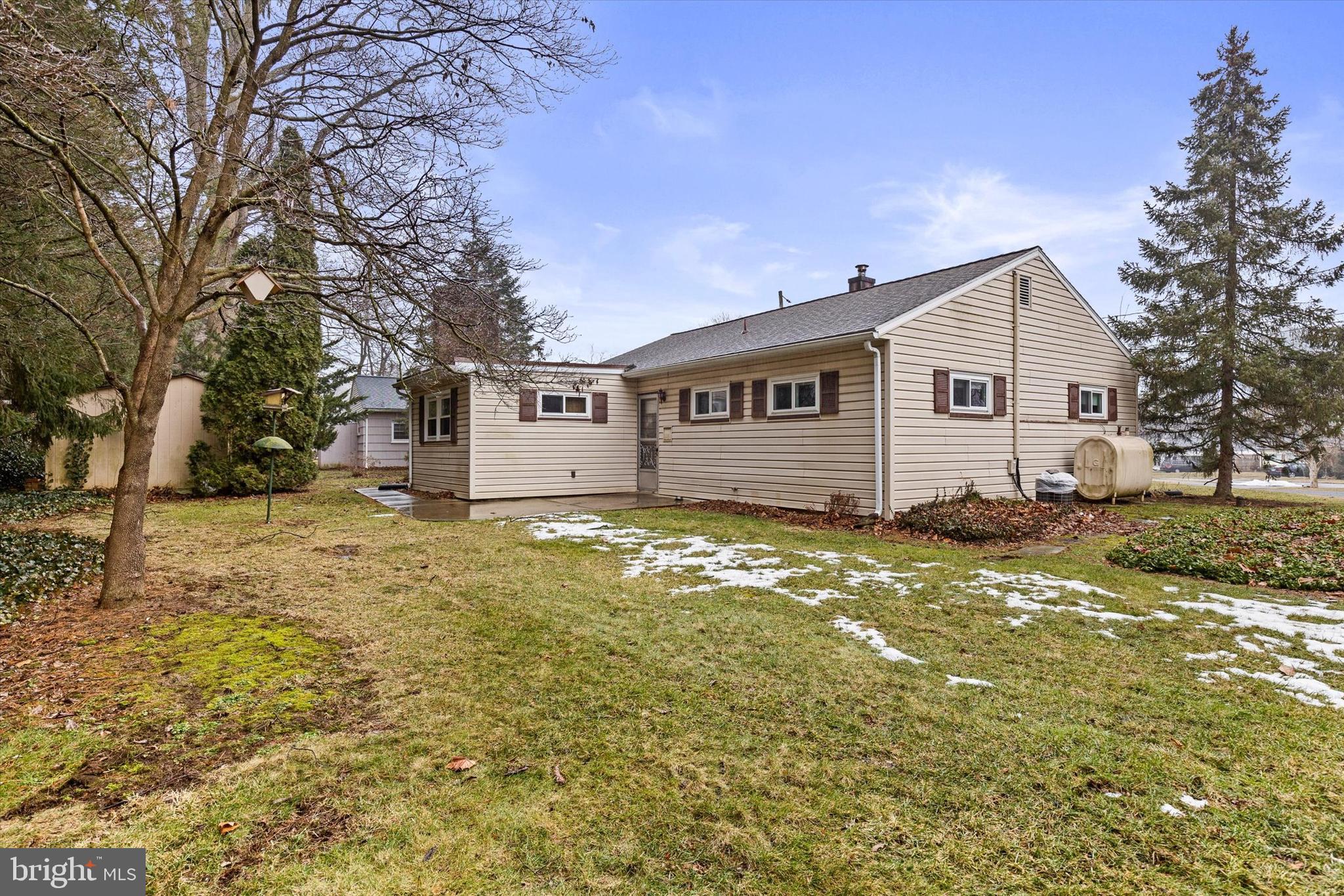 EAST PETERSBURG - Residential