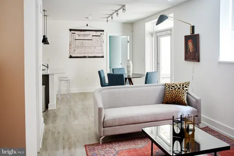 MLS: DCDC2272072