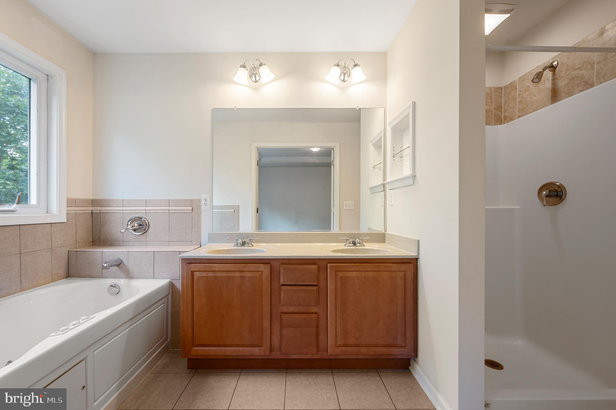 NEWTOWN CROSSING - Residential Lease