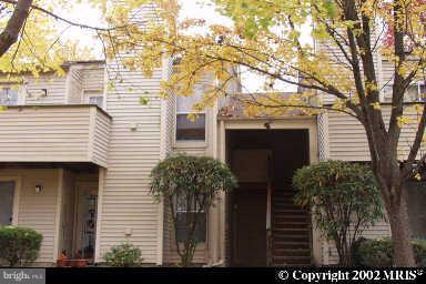 Estate sale that needs work . Priced below market buy now make repairs and sell make your best offer