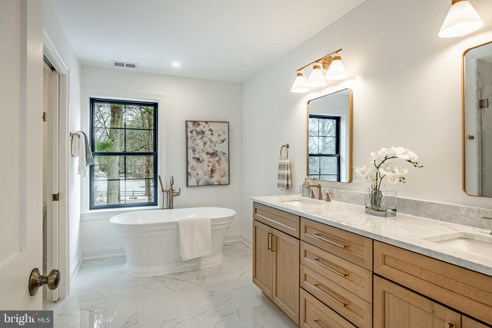 SUGARPOINTE - Residential