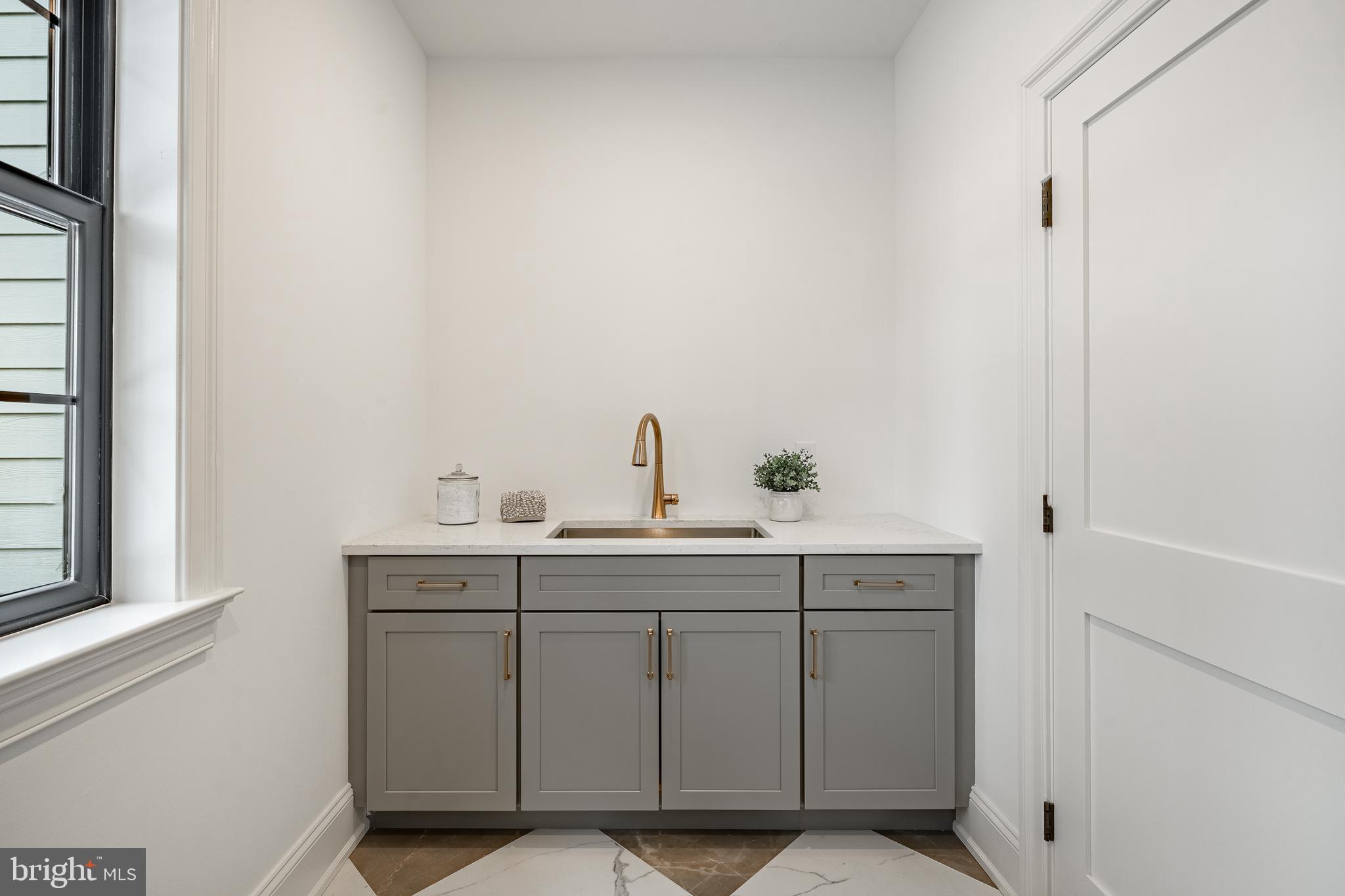 SUGARPOINTE - Residential