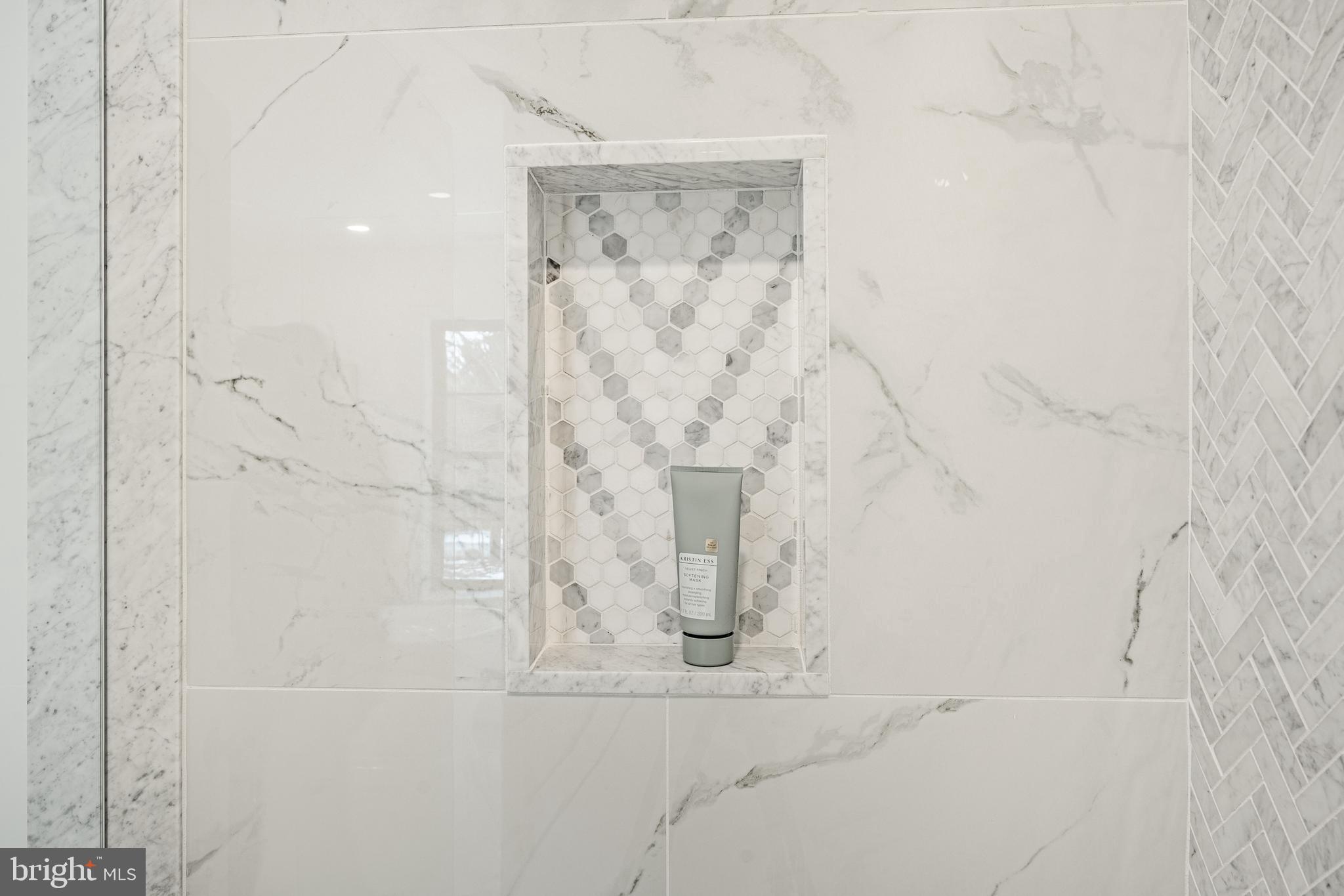 SUGARPOINTE - Residential