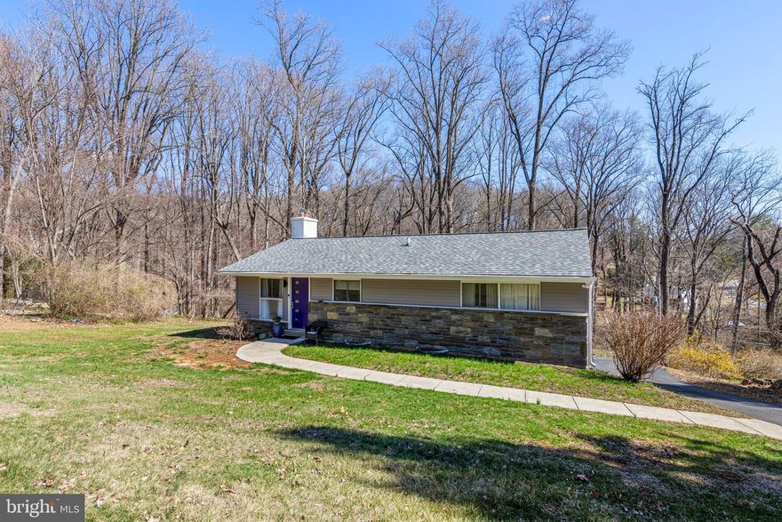 Enter this lovely beautifully maintained raised ranch with stunning wooded views, newer beautiful hardwood floors, a gorgeous renovated full bathroom, new roof (2024), main floor laundry, newer doors, an efficiency kitchen, 3 large bedrooms with good closet space, main floor stackable laundry and a lower level that is a wonderful family room or extra bedroom with large closet, newer carpeting and access to the outdoors including a deck. The house sits on half an acre with sensational views and plenty of opportunity for exploring and admiring the varied wildlife.  There is ample storage in the other half of the lower level as well as in the attached garage. This house is in the highly desirable neighborhood of Riddlewood, close to Glenwood Elementary, the Riddlewood Swim Club,  Linvilla Orchards and Downtown Media.