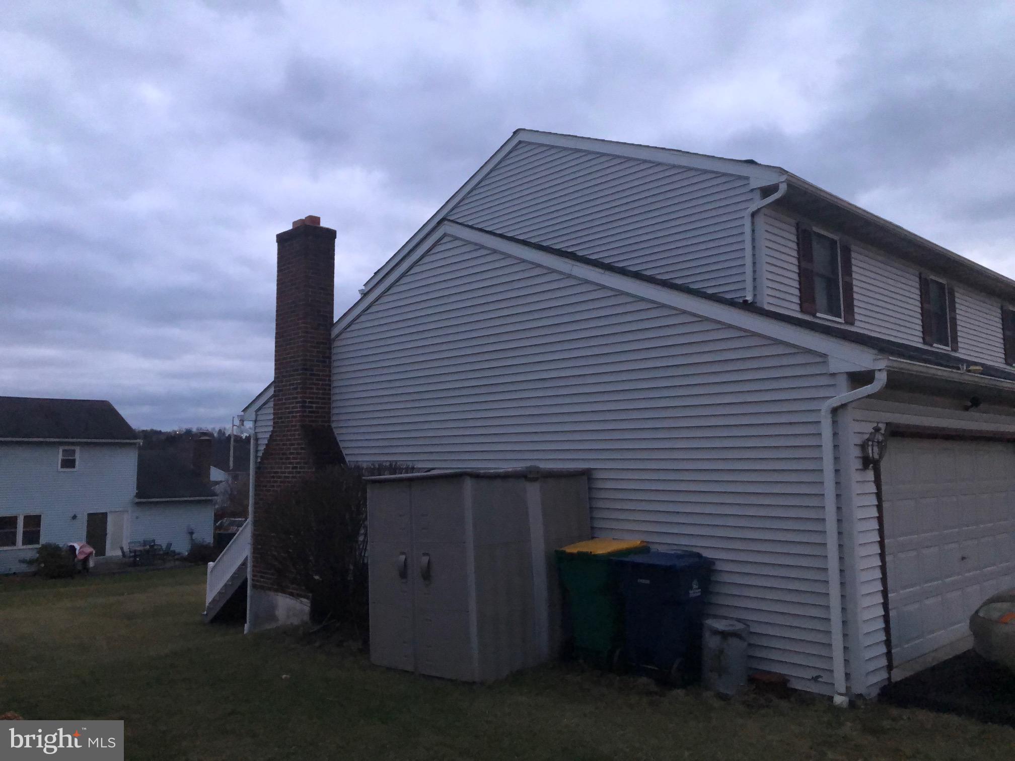 GRINGS HILL ESTATE - Residential