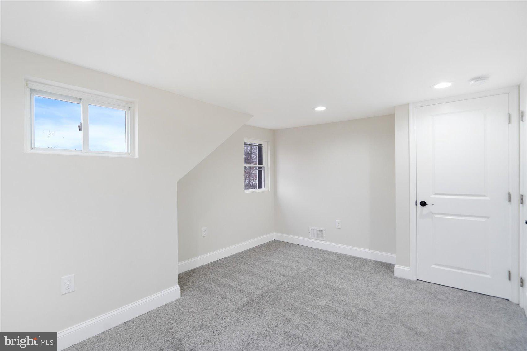 DENGLER HEIGHTS - Residential