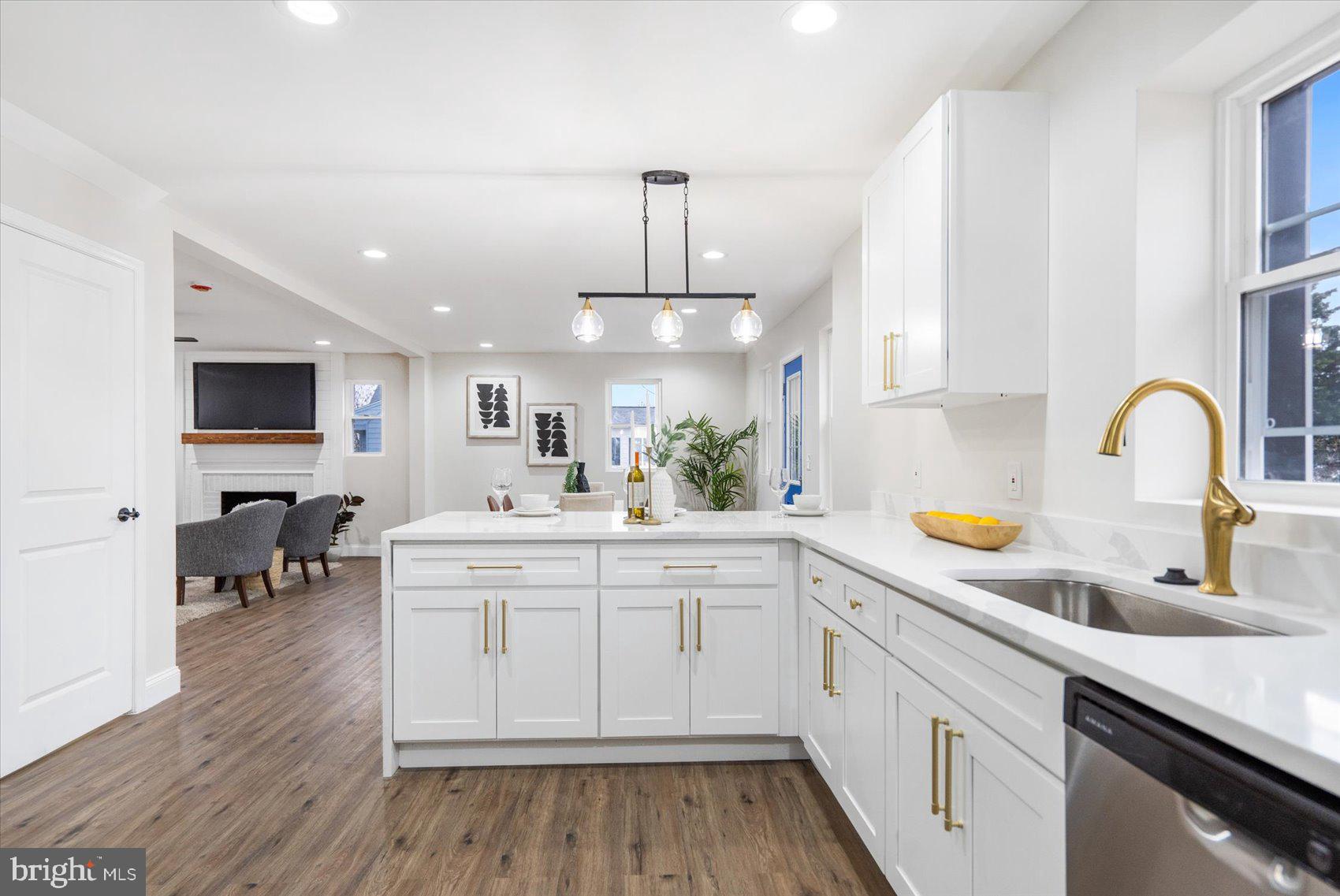 DENGLER HEIGHTS - Residential