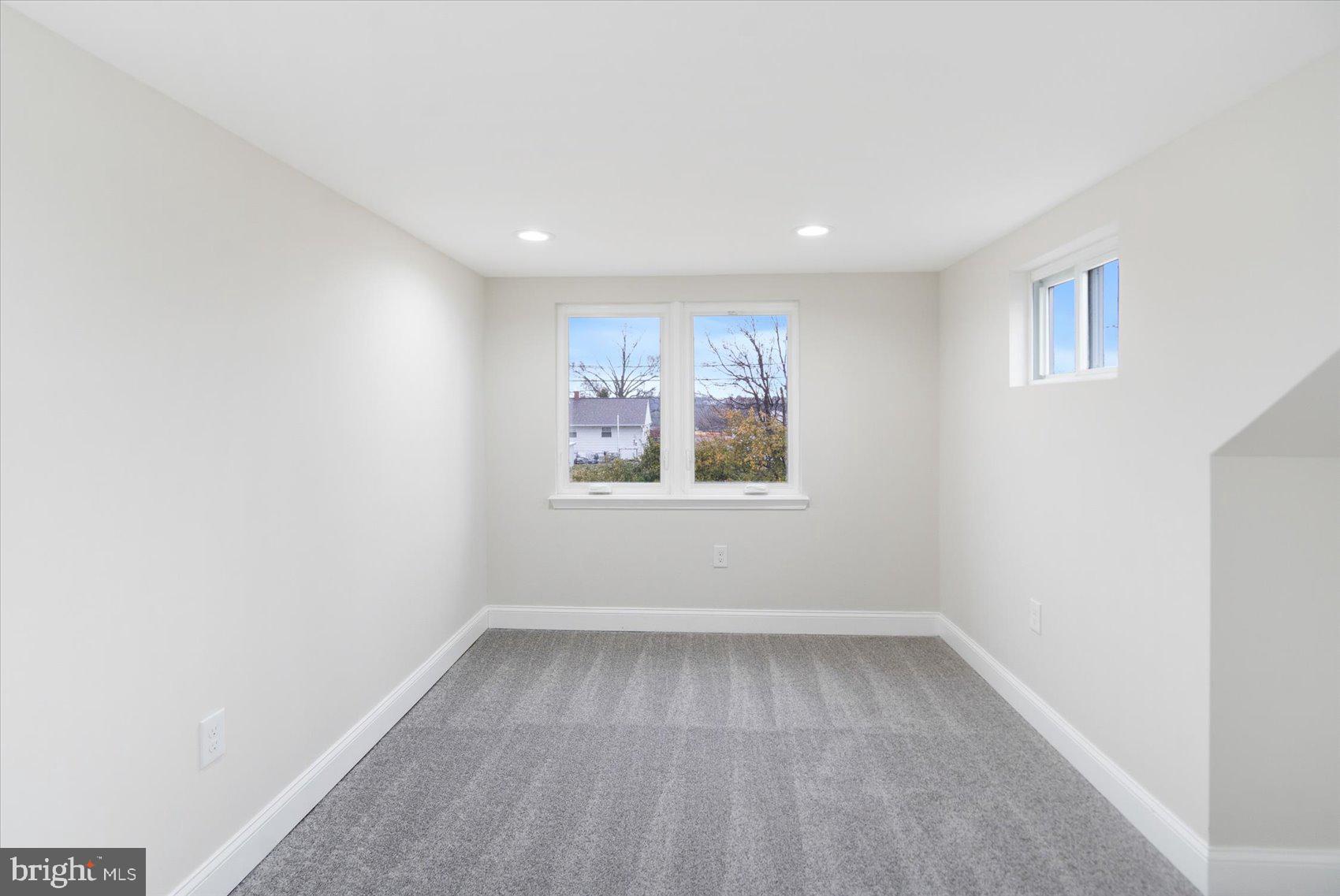 DENGLER HEIGHTS - Residential