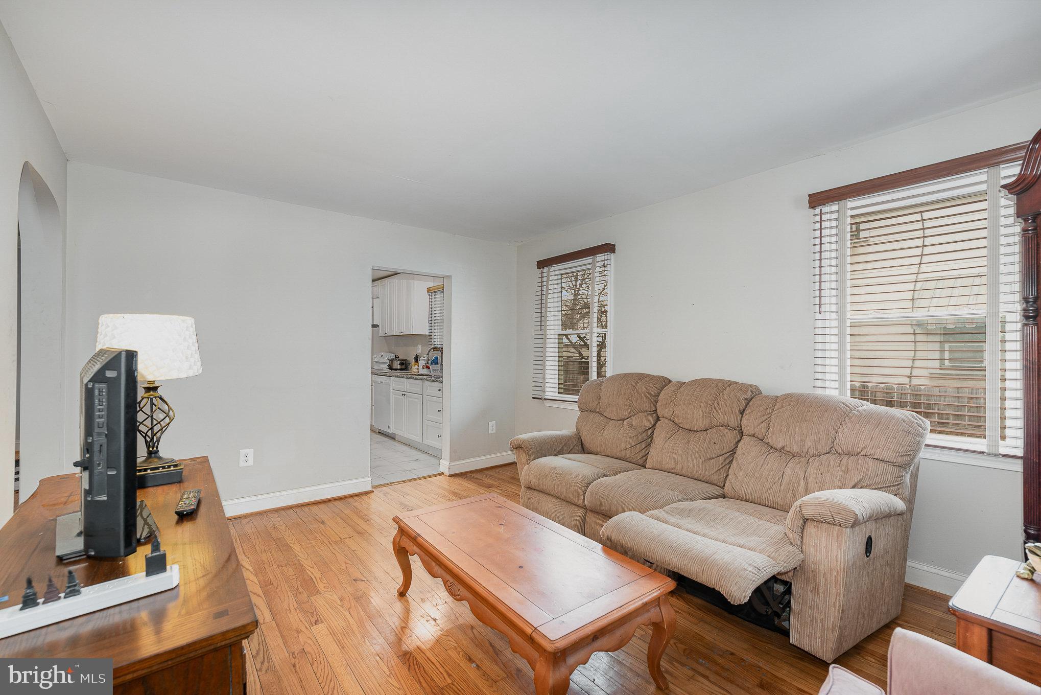 EDGEWOOD PARK - Residential