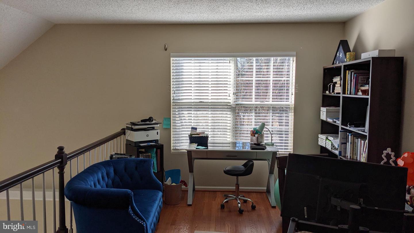 FOXRIDGE - Residential Lease